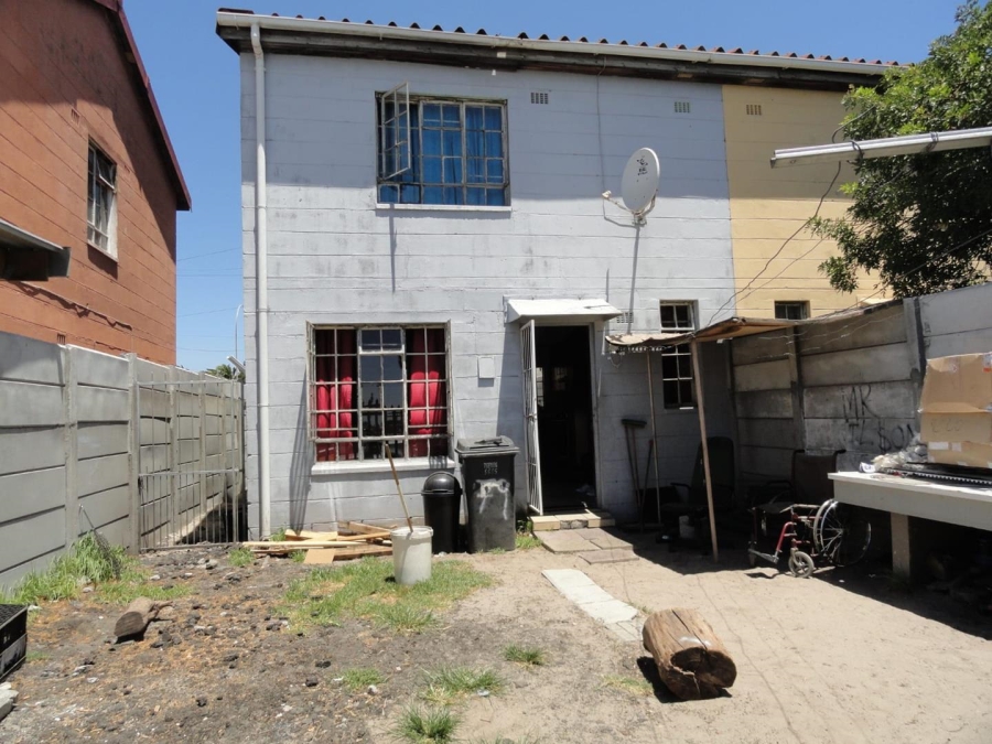 3 Bedroom Property for Sale in Elsies River Western Cape